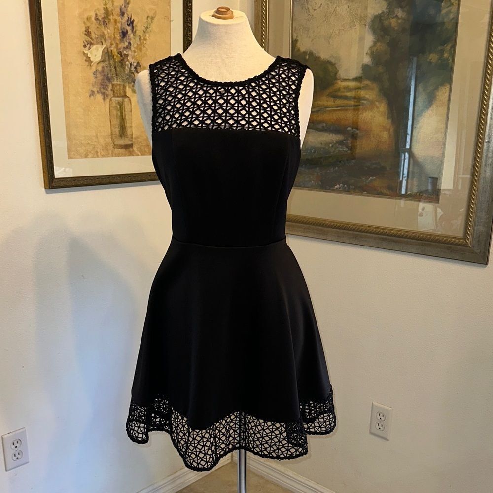 City Studio Dress - Elegant Black Dress w/ Cut Out Trim Size Junior 11